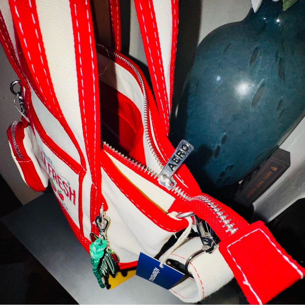 Aeropostale Red & White Farm Fresh Tote crossbody Bag w coin purse & charms NWT - Picture 8 of 16